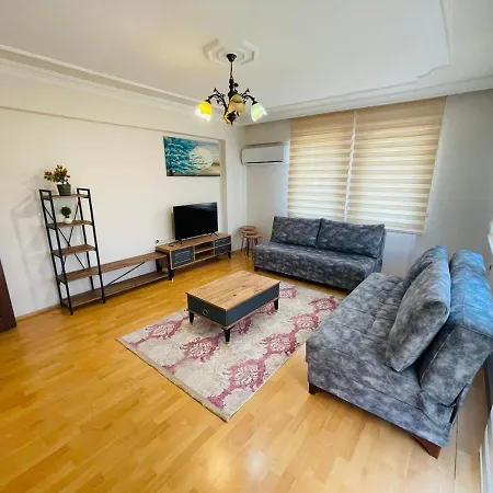 Pleasant And Central Flat With Jacuzzi And Private Pool In Фетхие