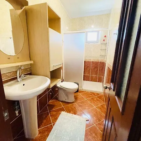 Pleasant And Central Flat With Jacuzzi And Private Pool In Appartement Fethiye